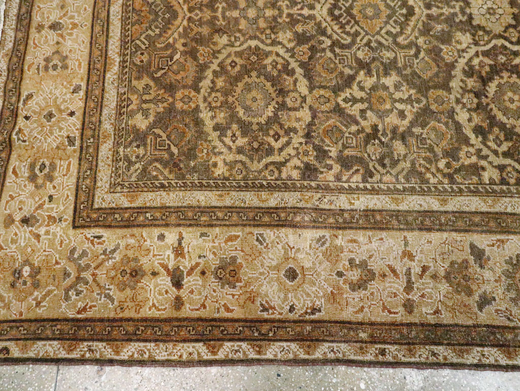 Antique Persian Mahal Room Size Carpet, No.17104 - Galerie Shabab