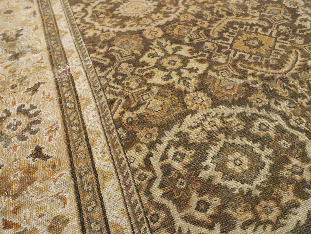 Antique Persian Mahal Room Size Carpet, No.17104 - Galerie Shabab