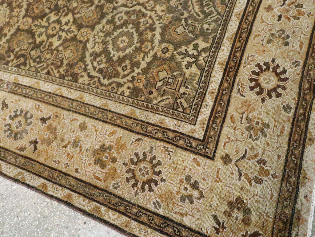 Antique Persian Mahal Room Size Carpet, No.17104 - Galerie Shabab