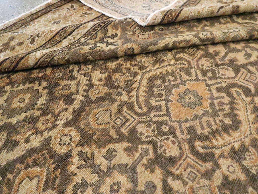 Antique Persian Mahal Room Size Carpet, No.17104 - Galerie Shabab