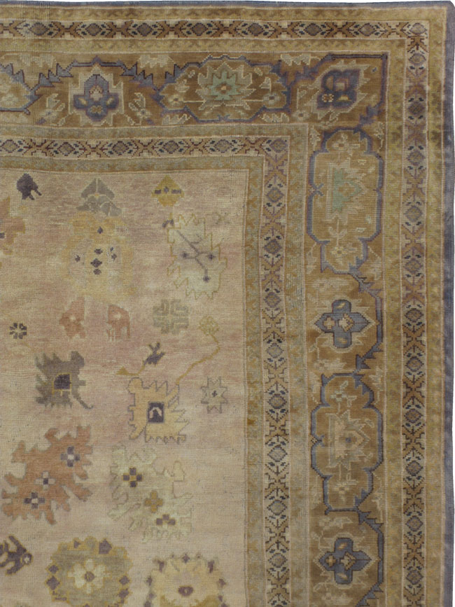 Antique Oushak Carpet, No.17123 - Galerie Shabab