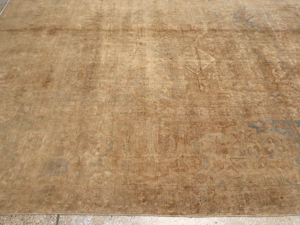 Antique Persian Lavar Kerman Carpet, No.17126 - Galerie Shabab