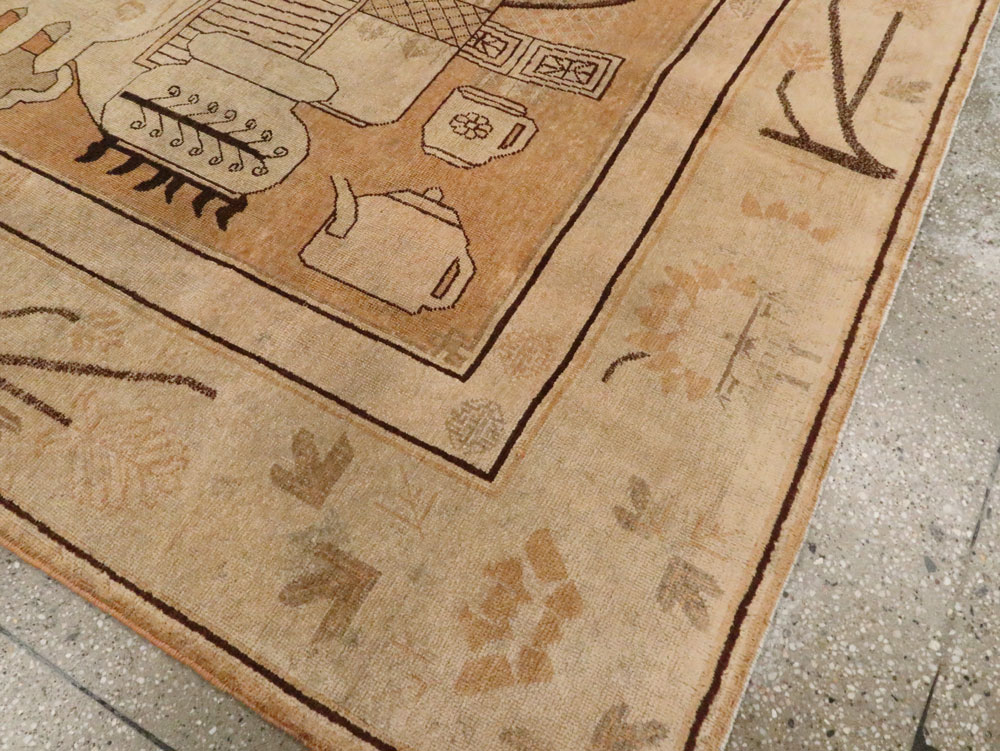 Vintage East Turkestan Khotan Pictorial Carpet, No.17142 - Galerie Shabab