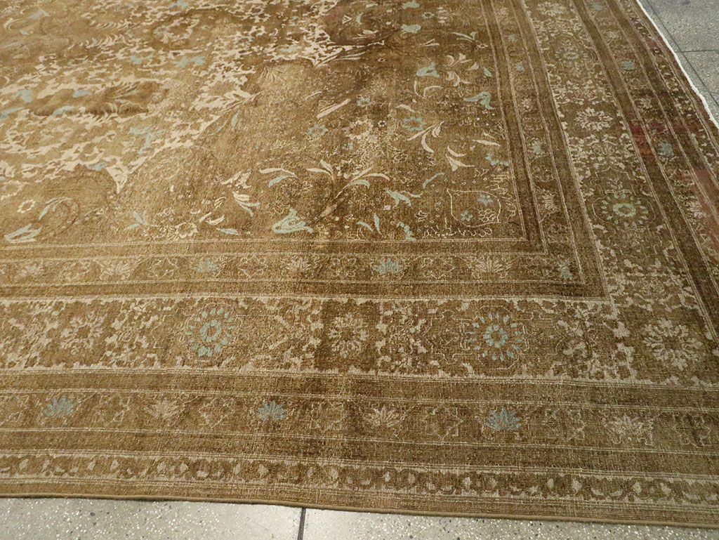 Antique Persian Mashad Carpet, No.17145 - Galerie Shabab