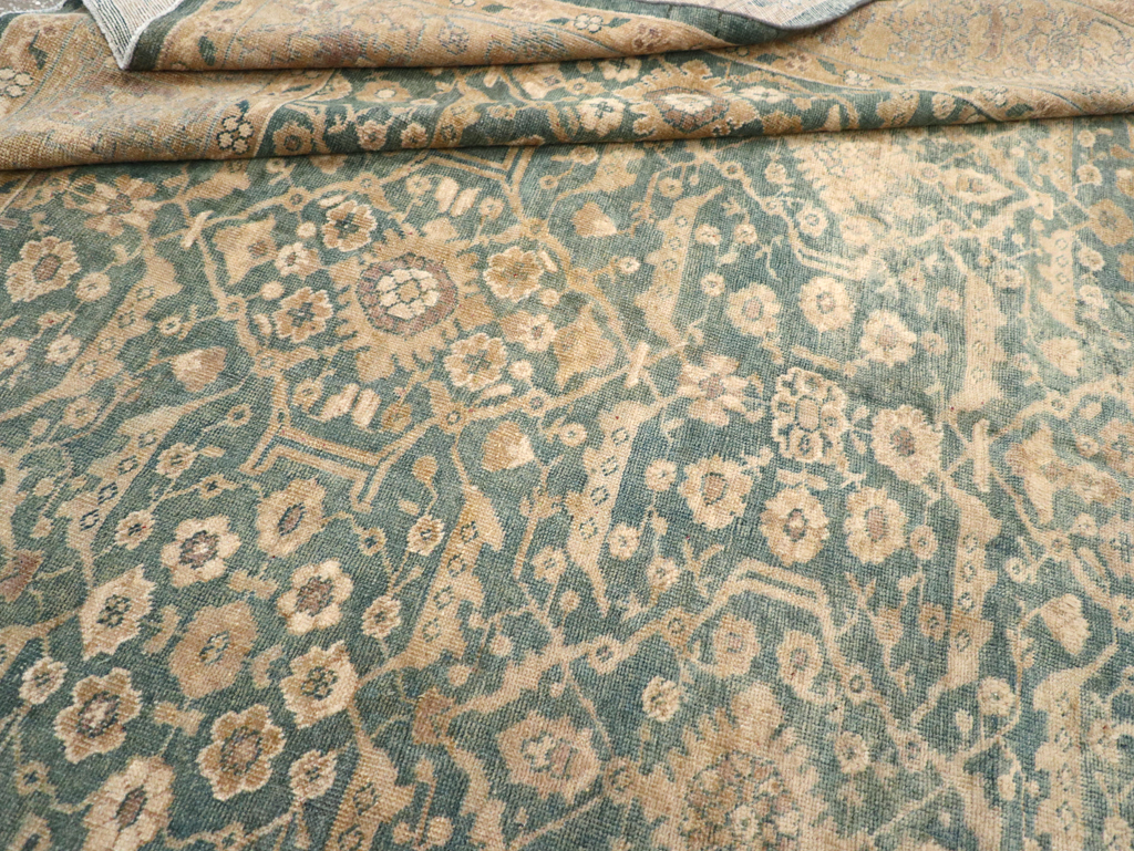 Antique Persian Mahal Room Size Carpet, No.17150 - Galerie Shabab