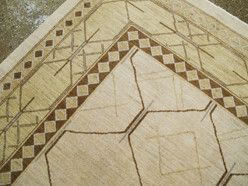 Vintage Persian Tabriz Modernist Carpet, No.17156 - Galerie Shabab