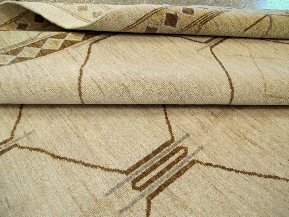 Vintage Persian Tabriz Modernist Carpet, No.17156 - Galerie Shabab