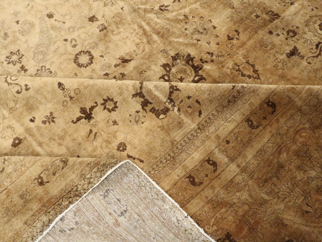 Antique Persian Tabriz Carpet, No.17179 - Galerie Shabab