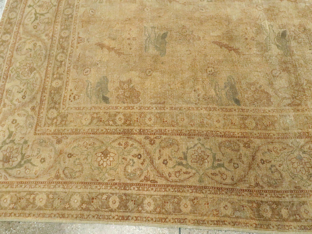 Antique Persian Tabriz Room Size Carpet, No.17181 - Galerie Shabab