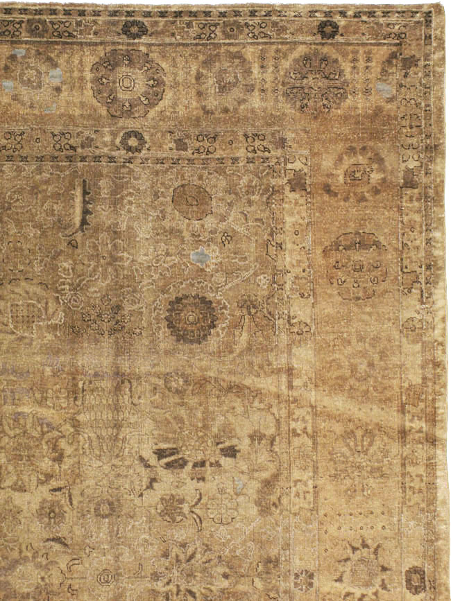 Antique Persian Tabriz Carpet, No.17183 - Galerie Shabab