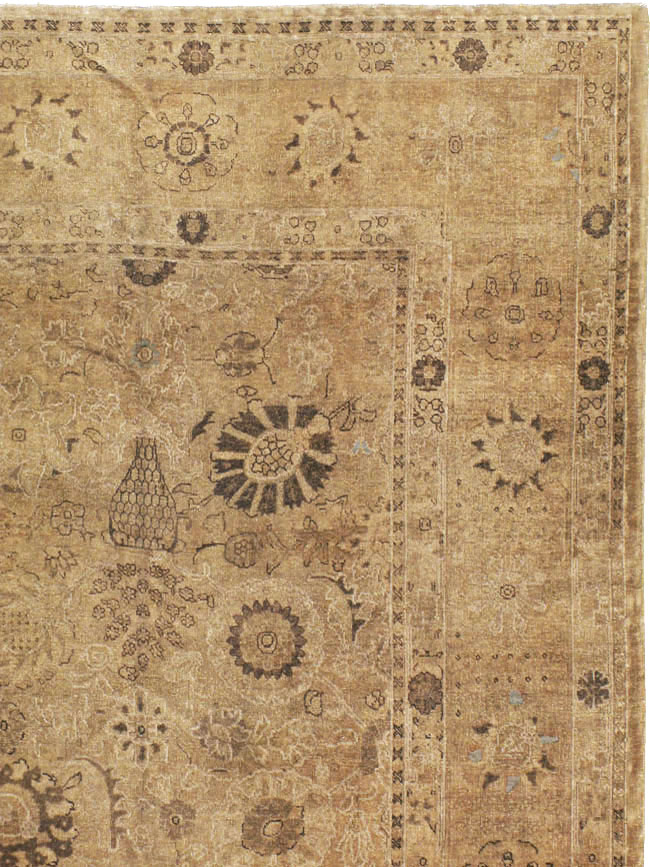 Antique Persian Tabriz Carpet, No.17183 - Galerie Shabab