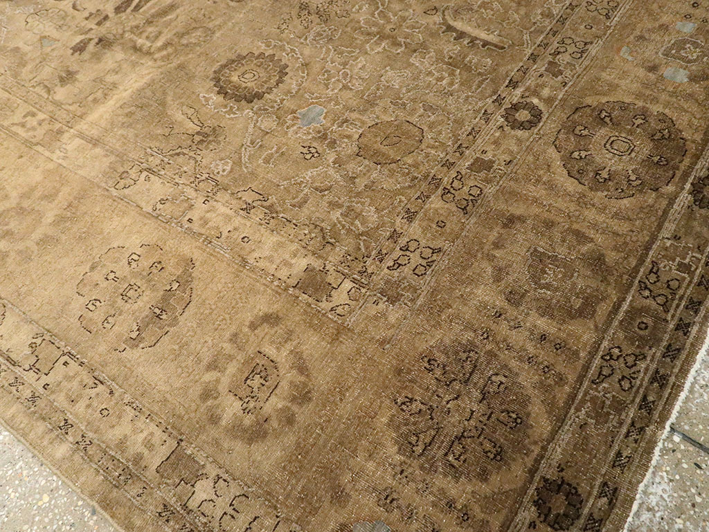 Antique Persian Tabriz Carpet, No.17183 - Galerie Shabab