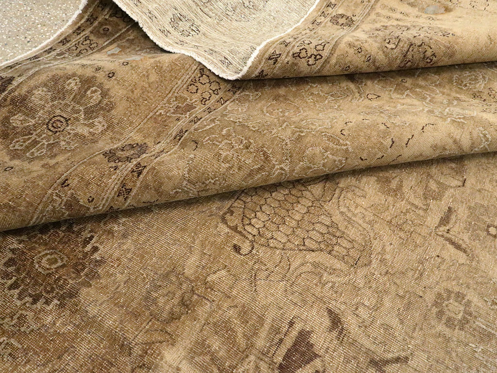 Antique Persian Tabriz Carpet, No.17183 - Galerie Shabab