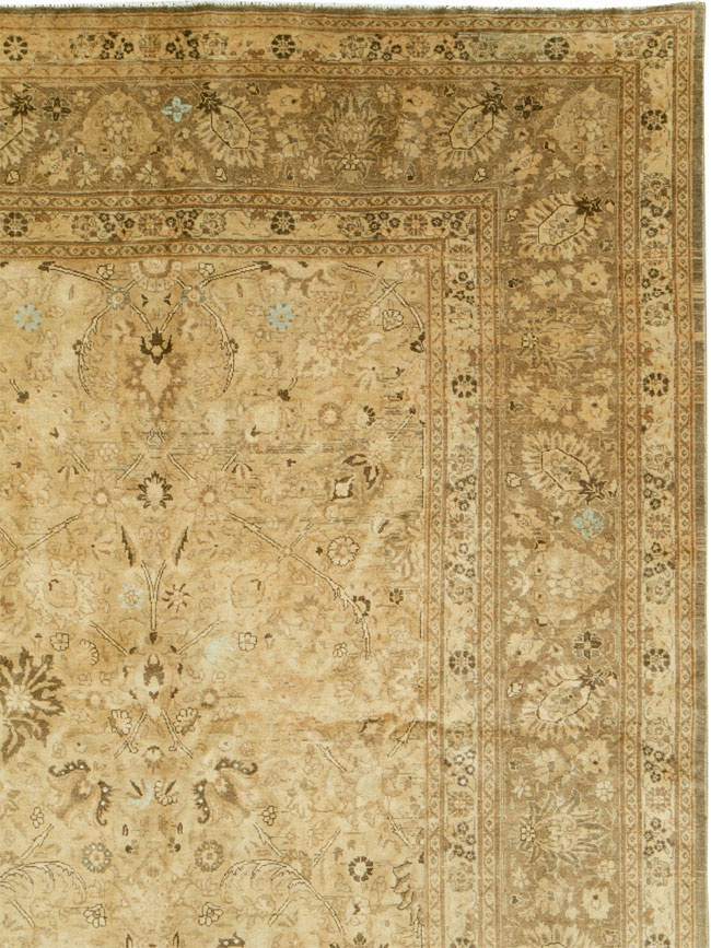 Antique Persian Tabriz Carpet, No.17189 - Galerie Shabab