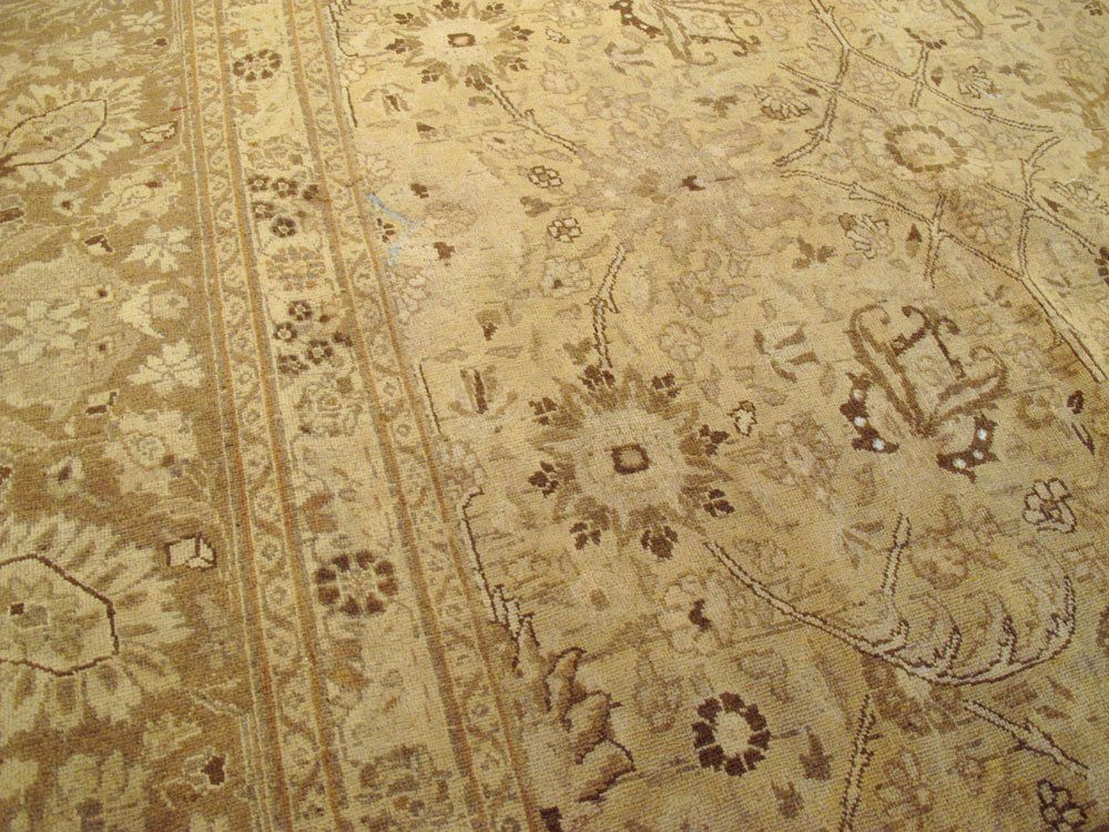 Antique Persian Tabriz Carpet, No.17189 - Galerie Shabab