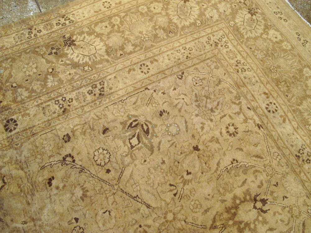 Antique Persian Tabriz Carpet, No.17189 - Galerie Shabab