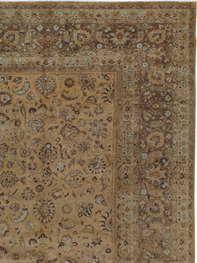Antique Persian Mashad Carpet, No.17197 - Galerie Shabab