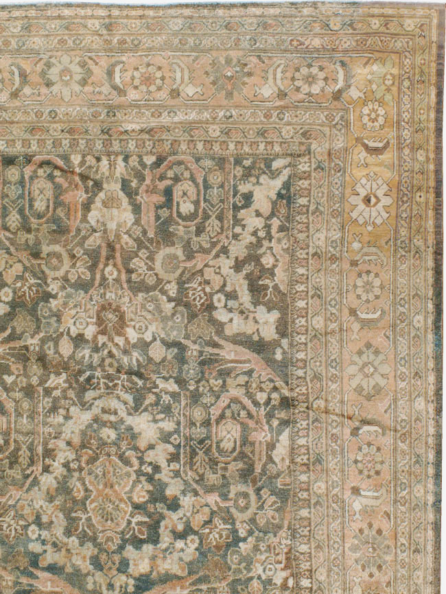 Antique Persian Mahal Carpet, No.17200 - Galerie Shabab
