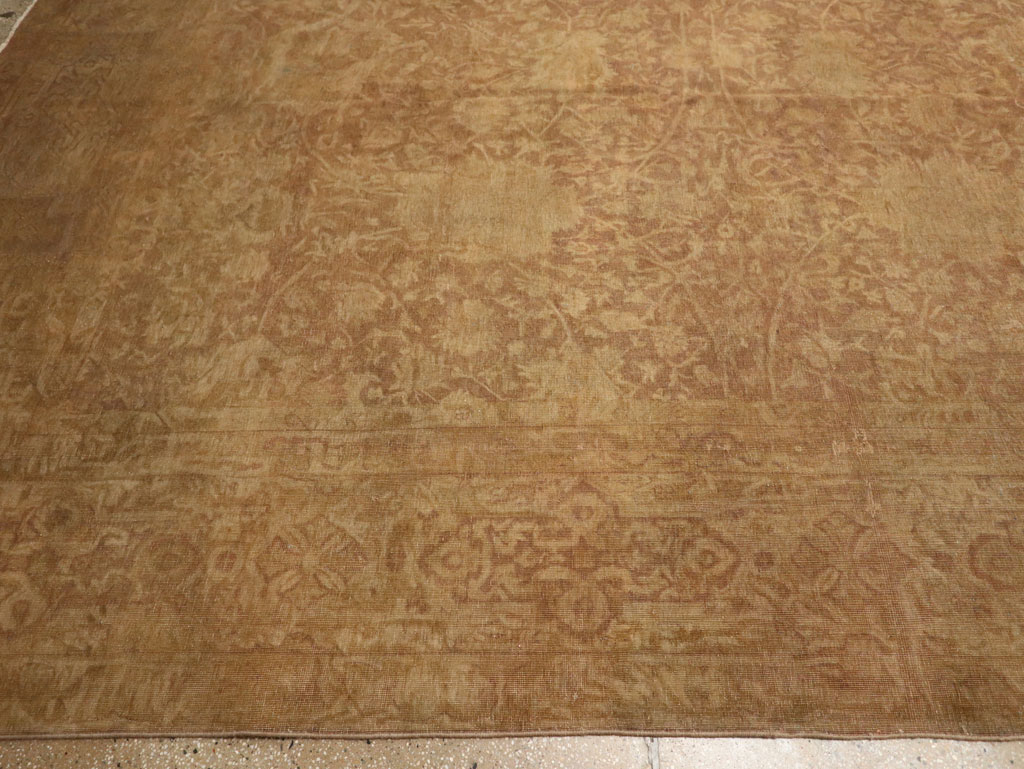 Antique Indian Lahore Oversize Carpet, No.17203 - Galerie Shabab