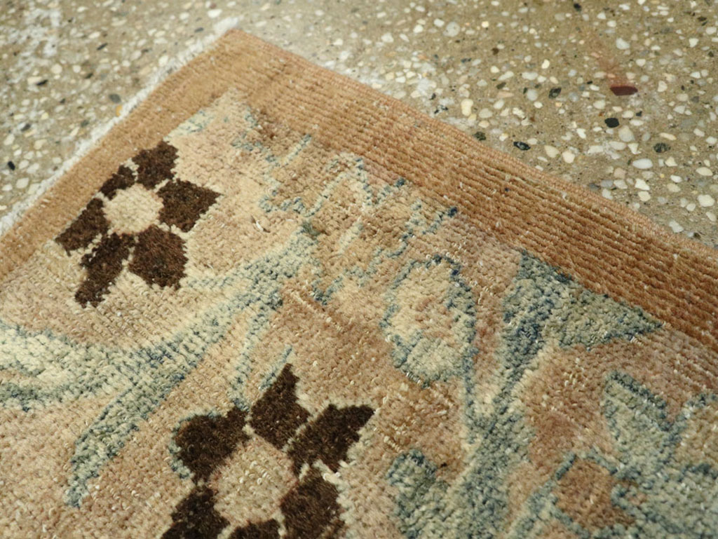 Antique Persian Mashad Rug, No.17209 - Galerie Shabab