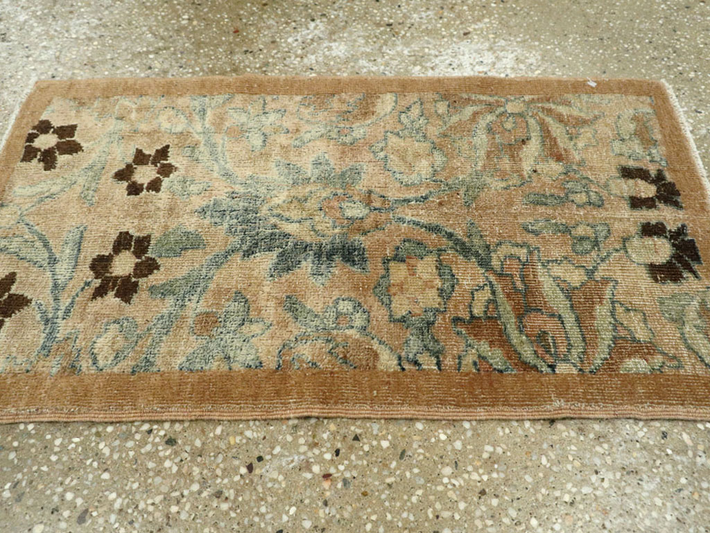 Antique Persian Mashad Rug, No.17209 - Galerie Shabab