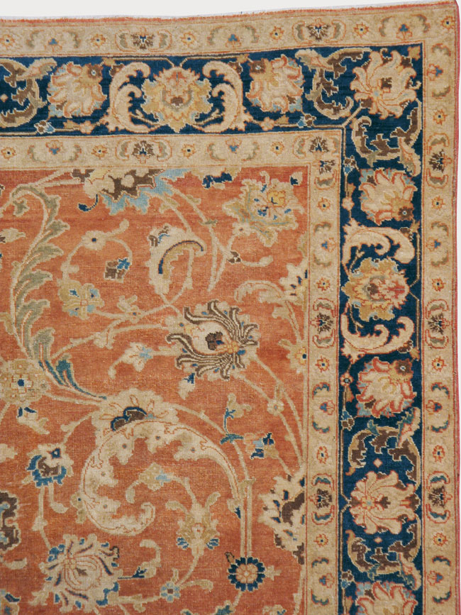 Antique Persian Tabriz Accent Carpet, No.17212 - Galerie Shabab