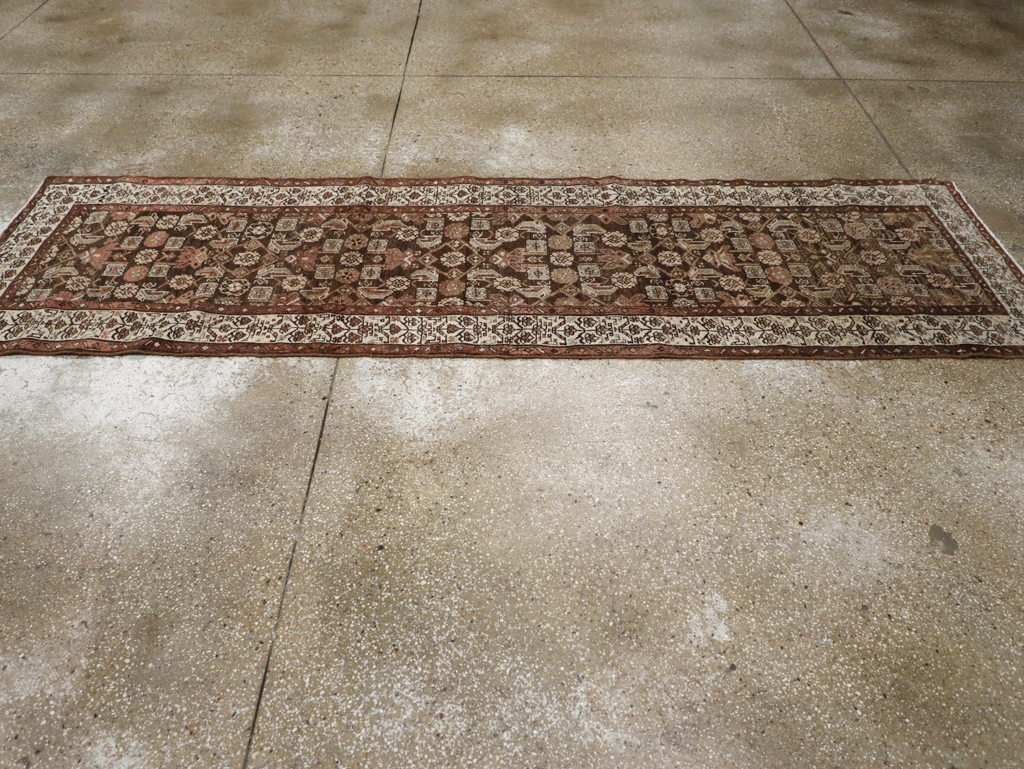 Vintage Persian Malayer Runner, No.17215 - Galerie Shabab