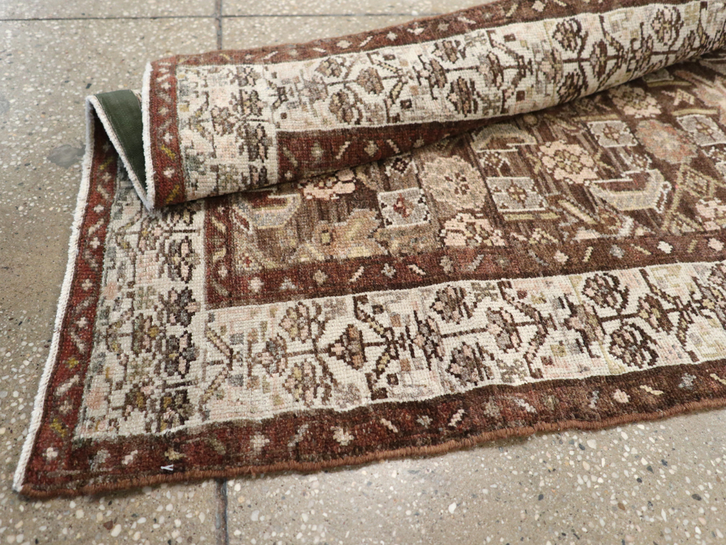 Vintage Persian Malayer Runner, No.17215 - Galerie Shabab