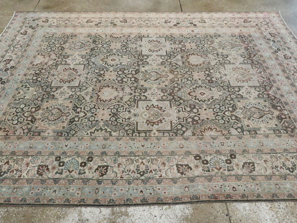Antique Persian Dorokhsh Carpet, No.17225 - Galerie Shabab