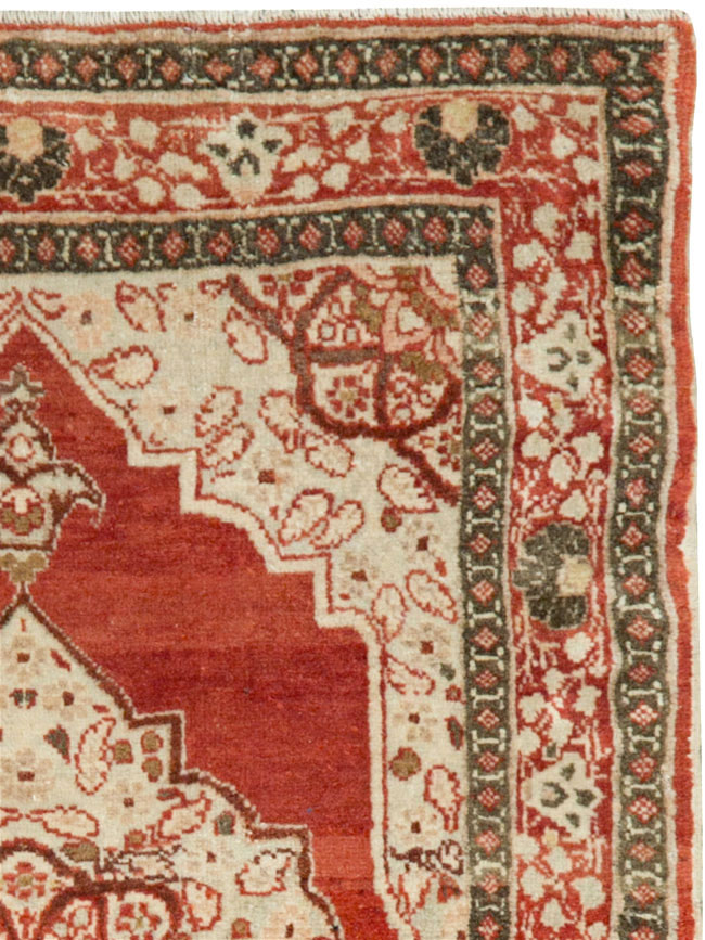 Antique Persian Tabriz Hagi Jalili Rug, No.17248 - Galerie Shabab