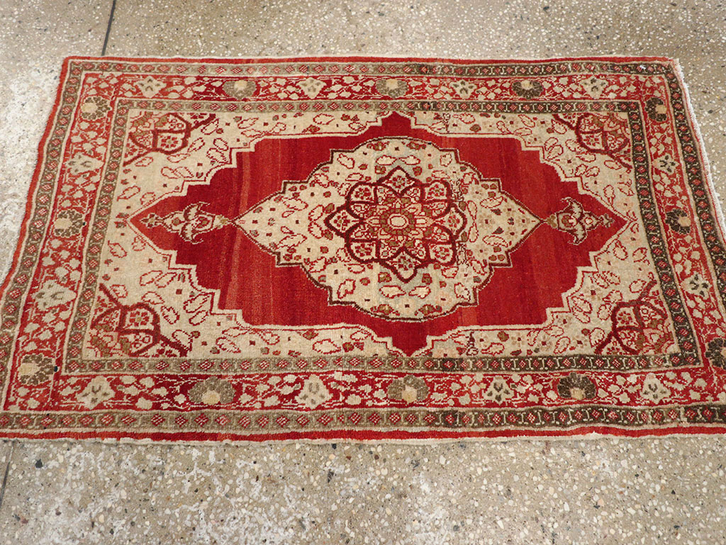 Antique Persian Tabriz Hagi Jalili Rug, No.17248 - Galerie Shabab