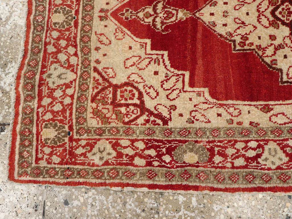Antique Persian Tabriz Hagi Jalili Rug, No.17248 - Galerie Shabab