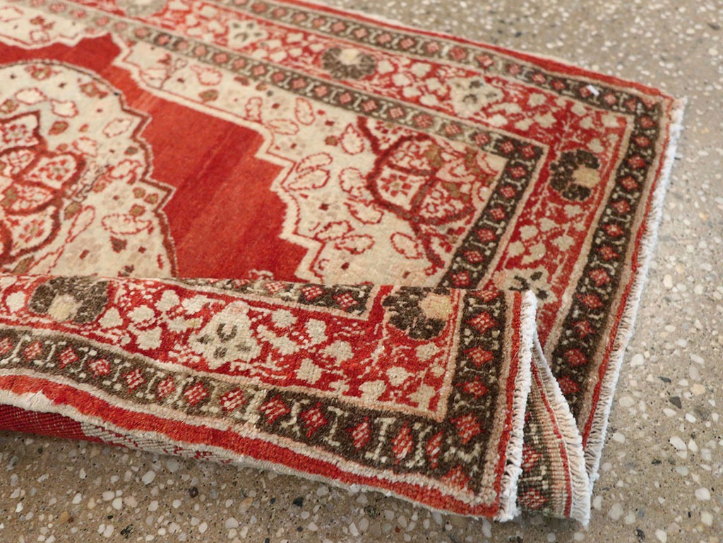 Antique Persian Tabriz Hagi Jalili Rug, No.17248 - Galerie Shabab