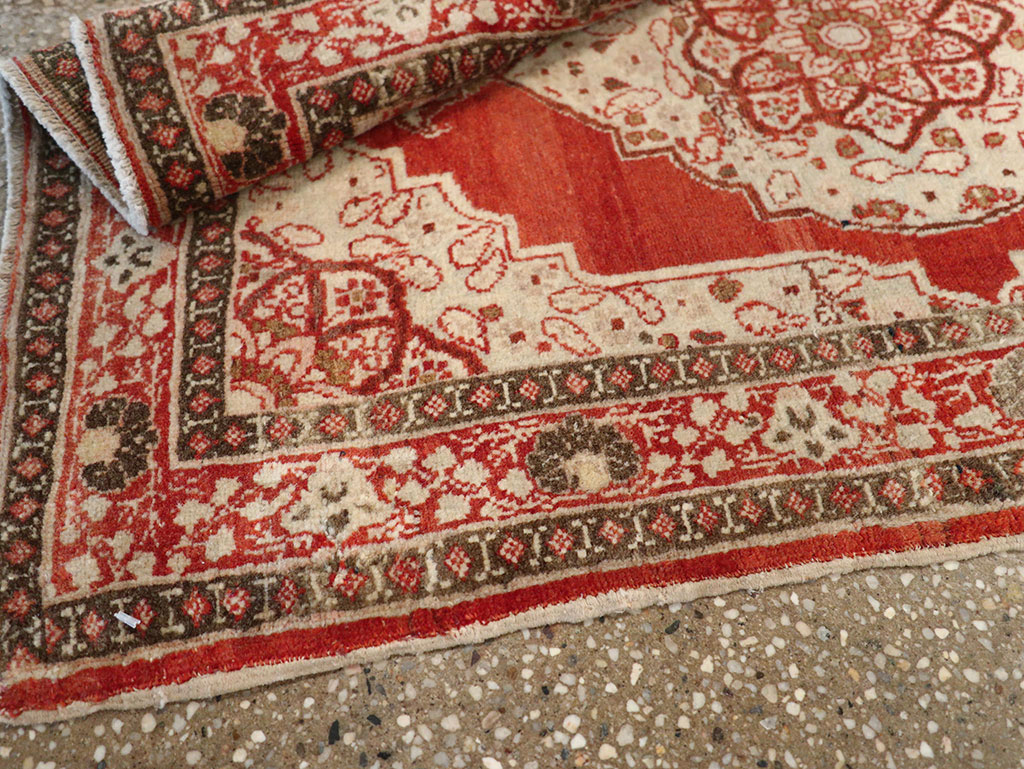 Antique Persian Tabriz Hagi Jalili Rug, No.17248 - Galerie Shabab