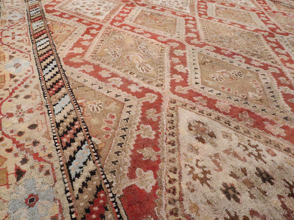 Vintage Indian Lahore Room Size Carpet, No.17256 - Galerie Shabab