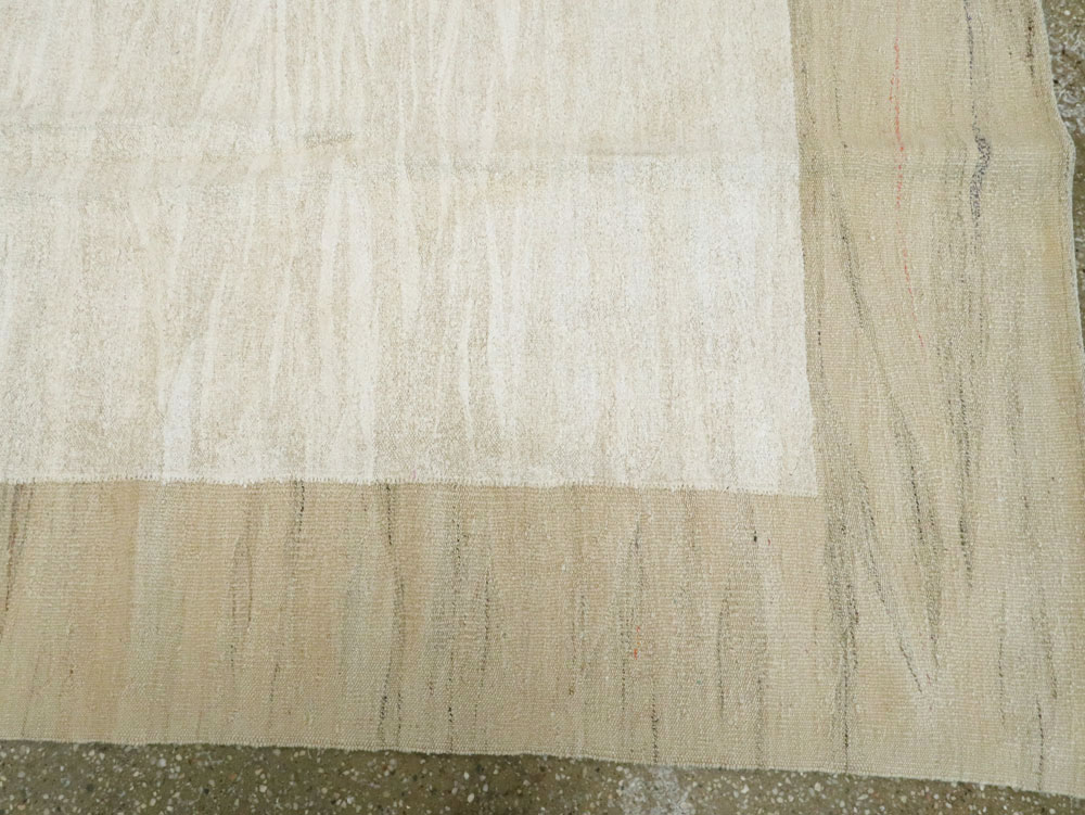 Vintage Turkish Kilim, No.17268 - Galerie Shabab