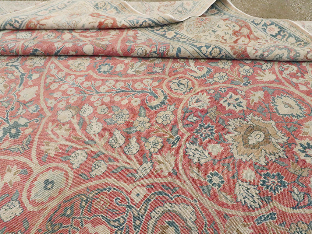 Antique Persian Tabriz Carpet, No.17285 - Galerie Shabab