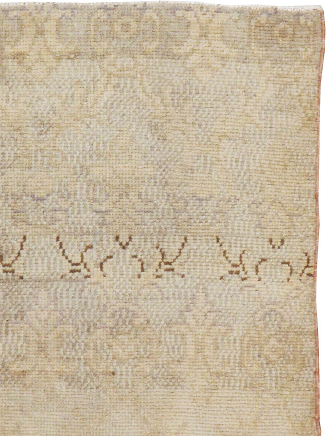 Vintage Turkish Anatolian Rug, No.17324 - Galerie Shabab