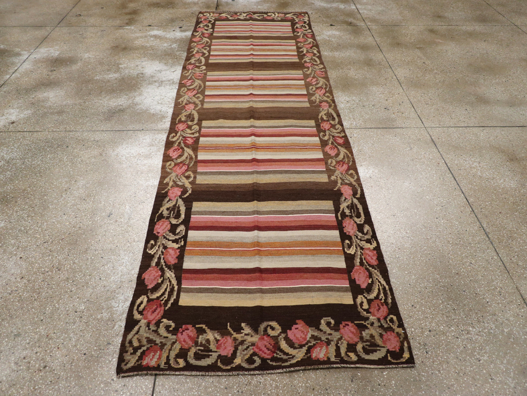 Vintage Russian Bessarabian Rug, No.17334 - Galerie Shabab