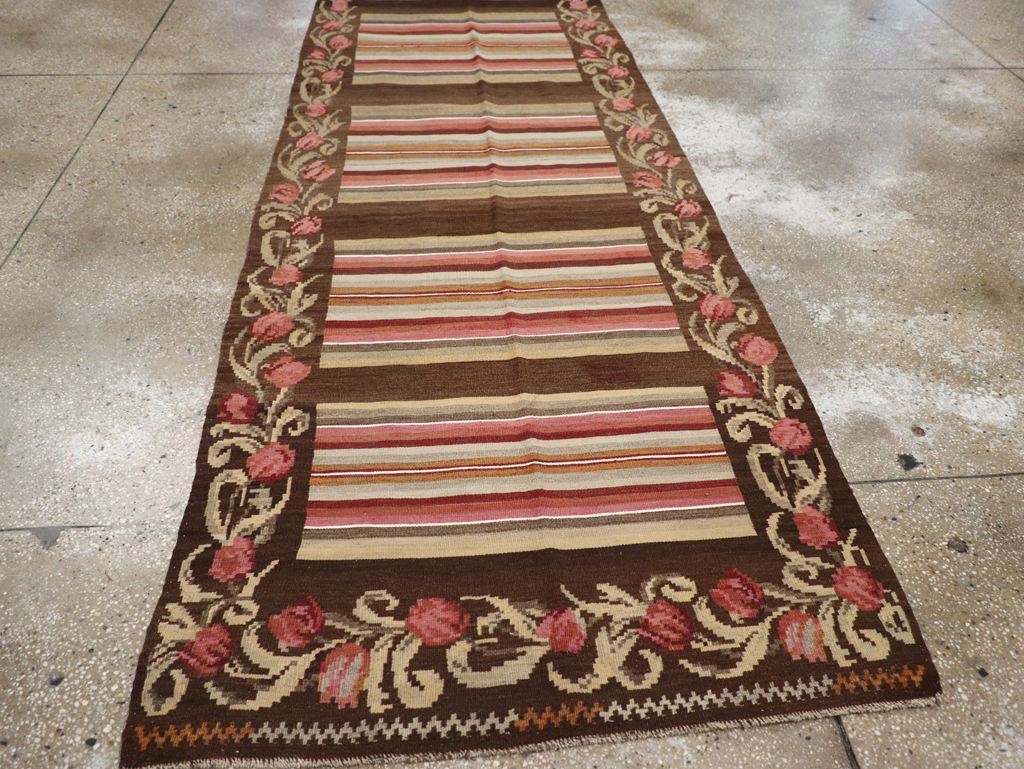 Vintage Russian Bessarabian Rug, No.17334 - Galerie Shabab