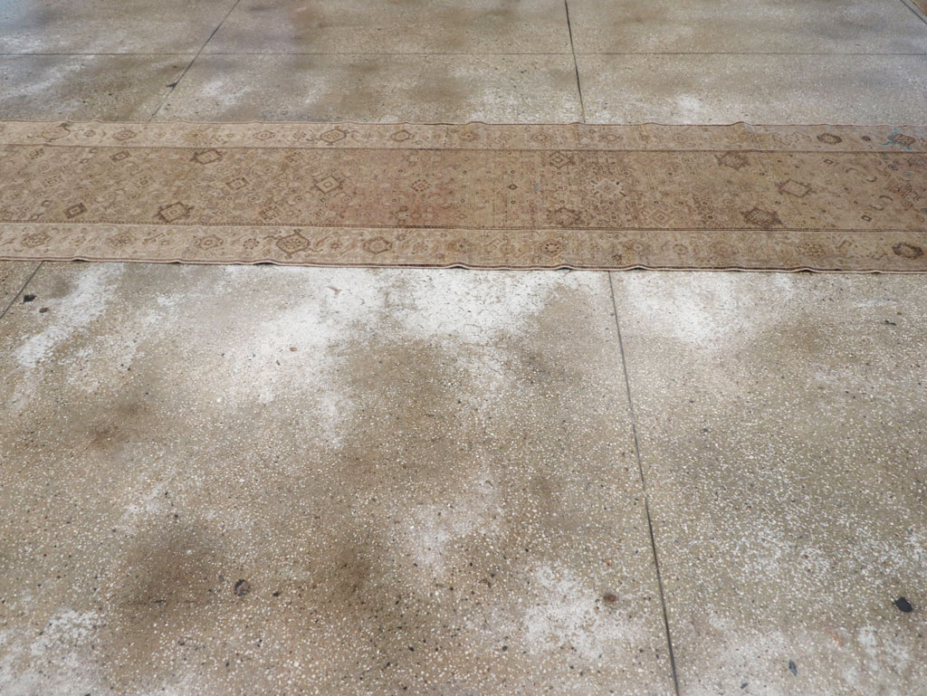 Vintage Persian Malayer Runner, No.17335 - Galerie Shabab