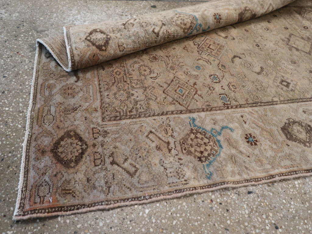 Vintage Persian Malayer Runner, No.17335 - Galerie Shabab