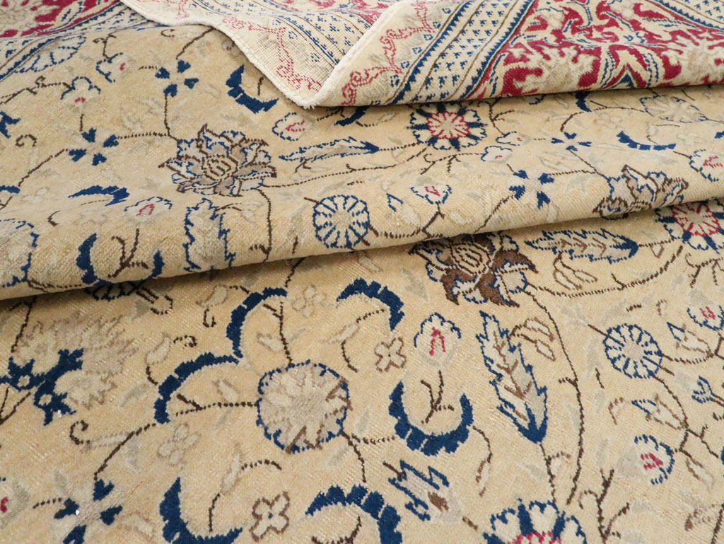 Vintage Turkish Sivas Carpet, No.17338 - Galerie Shabab