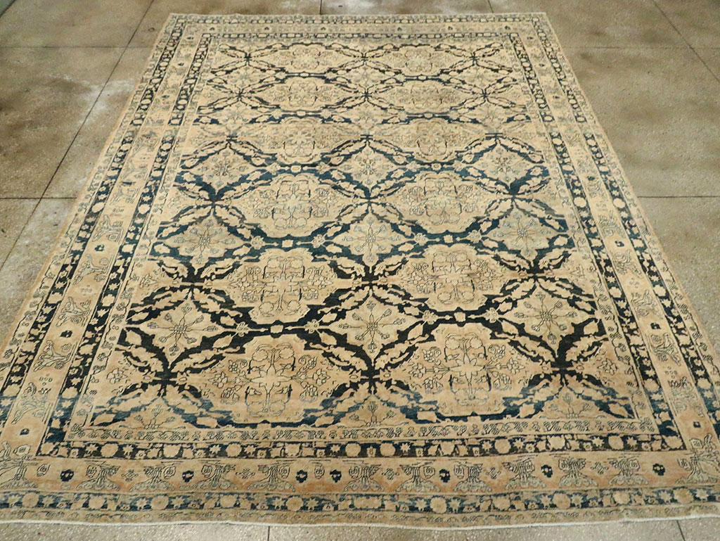 Antique Lavar Kerman Carpet, No.17360 - Galerie Shabab