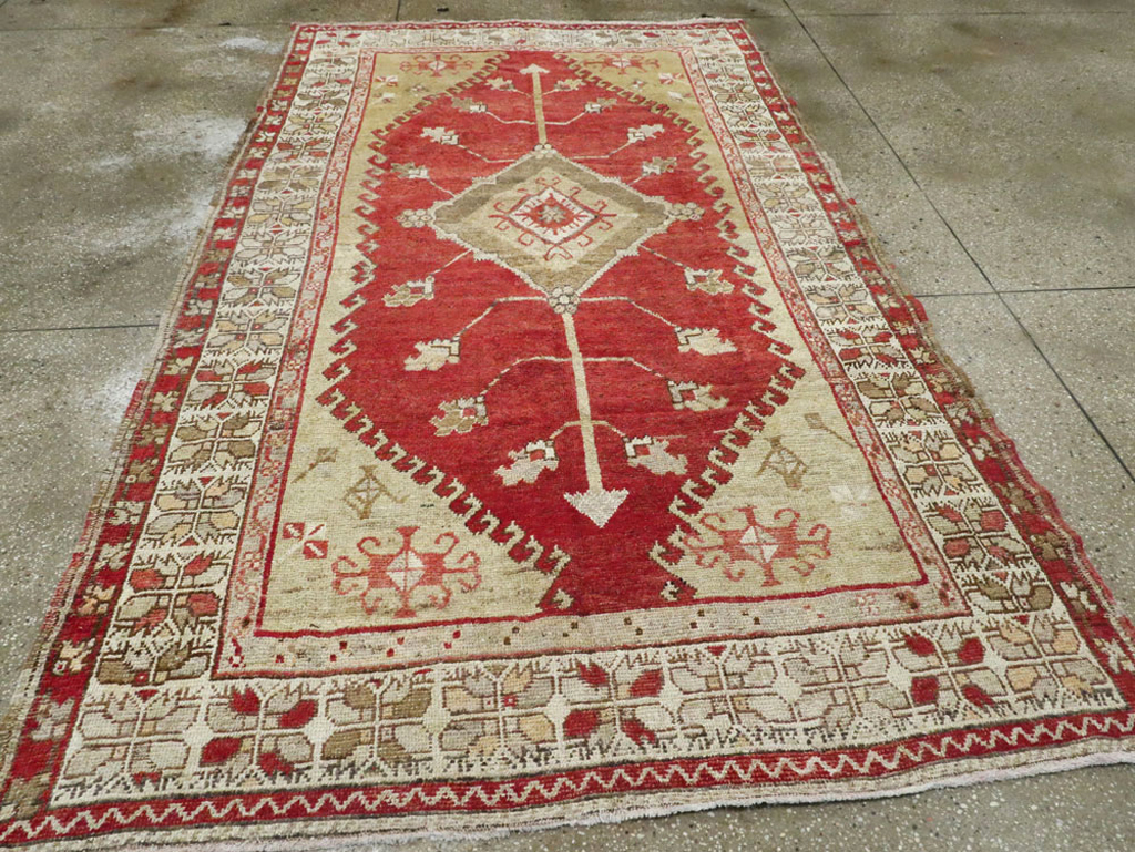 Antique Oushak Carpet, No.17376 - Galerie Shabab