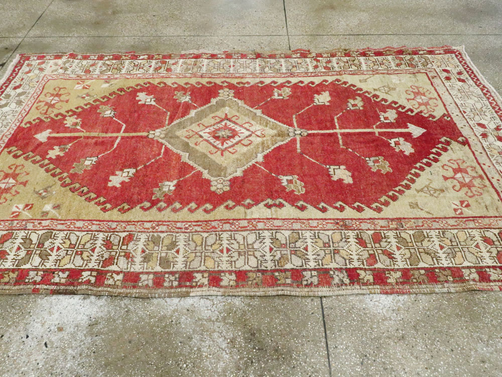 Antique Oushak Carpet, No.17376 - Galerie Shabab