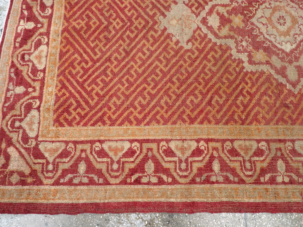 Antique Turkish Oushak Accent Rug, No.17396 - Galerie Shabab