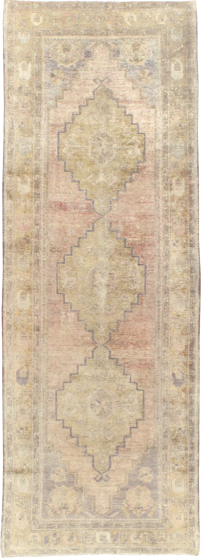 Vintage Turkish Oushak Rug, No.17403 - Galerie Shabab