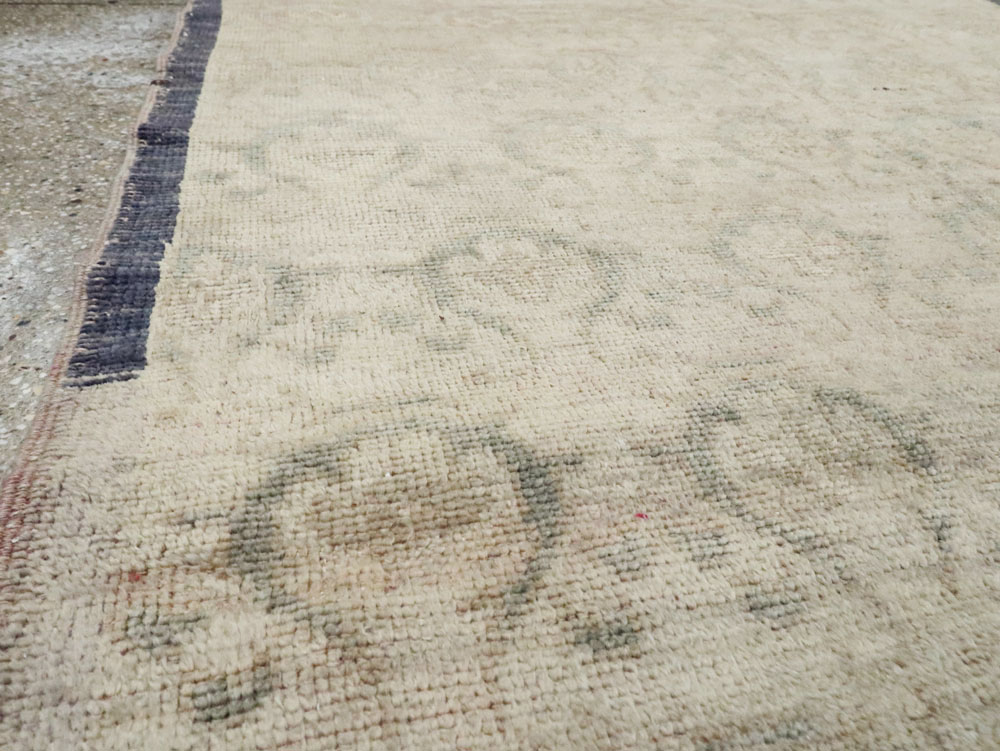 Vintage Turkish Anatolian Rug, No.17408 - Galerie Shabab