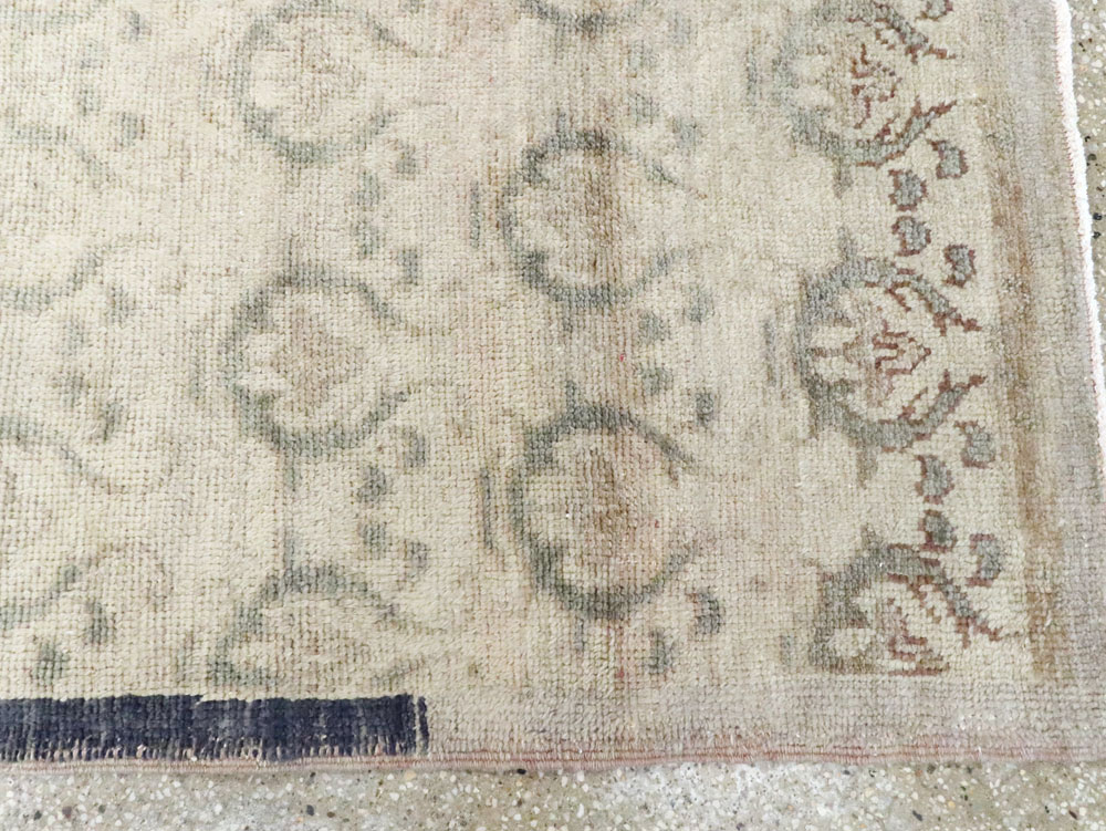 Vintage Turkish Anatolian Rug, No.17408 - Galerie Shabab